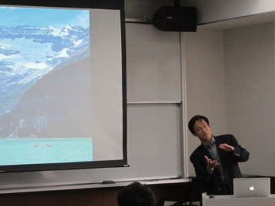 University of Alberta,Canada Prof.Hong Zhangによる特別講義の様子