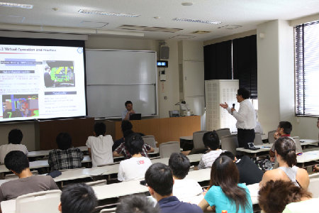 A Special Lecture Held by Professor Hui Li